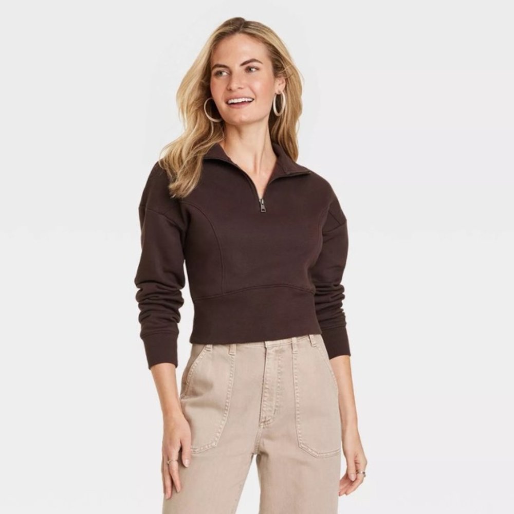 Women's Cropped Quarter Zip Sweatshirt
